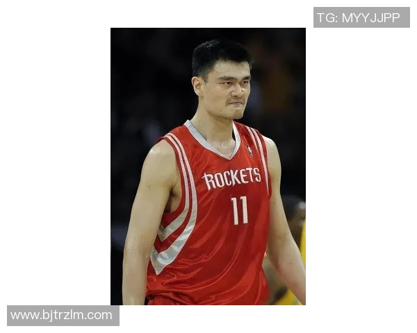 姚明红脸瞬间捕捉展现篮球巨星的激情与魅力 姚明红脸瞬间捕捉展现篮球巨星的激情与魅力